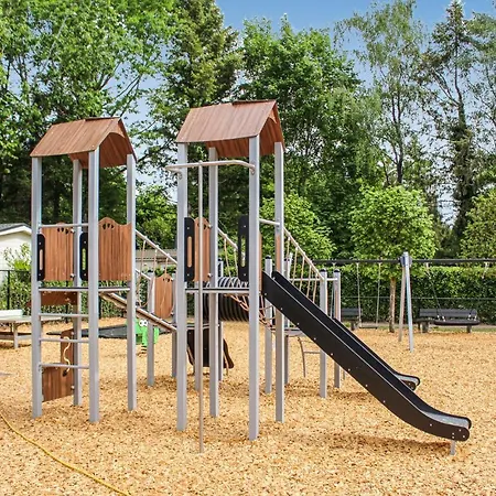 بيت للعطل 3 Bedroom Pet Friendly In *