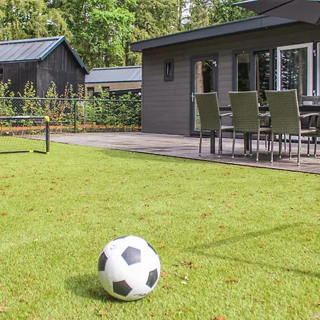 3 Bedroom Beautiful In Holiday home