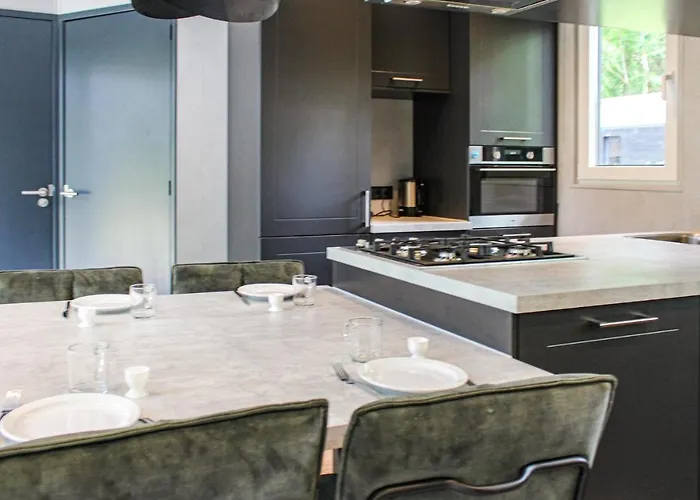 بيت للعطل 3 Bedroom Pet Friendly In